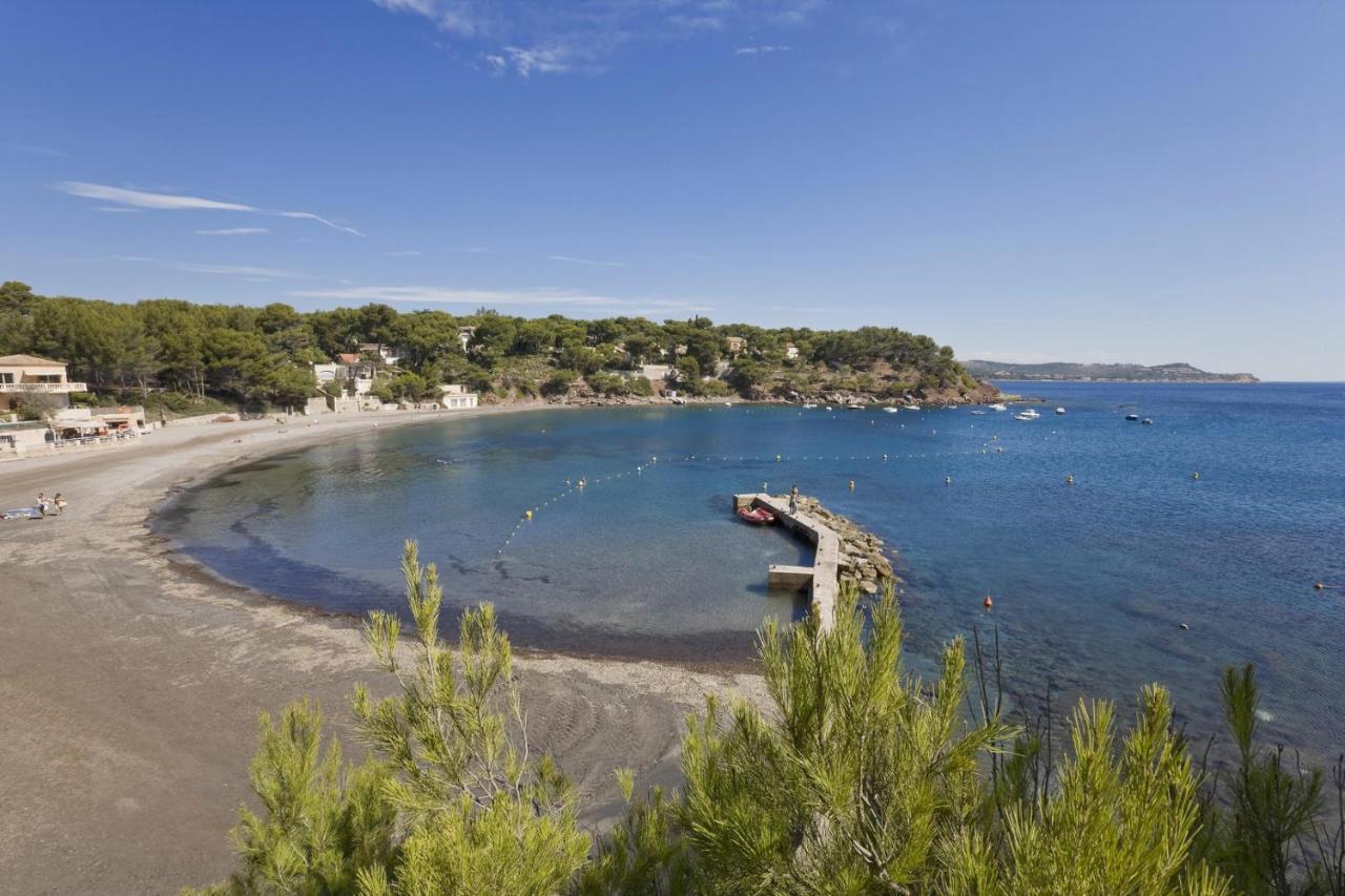Les Bois Flottes . Plage De La Verne La Seyne-sur-Mer Bagian luar foto